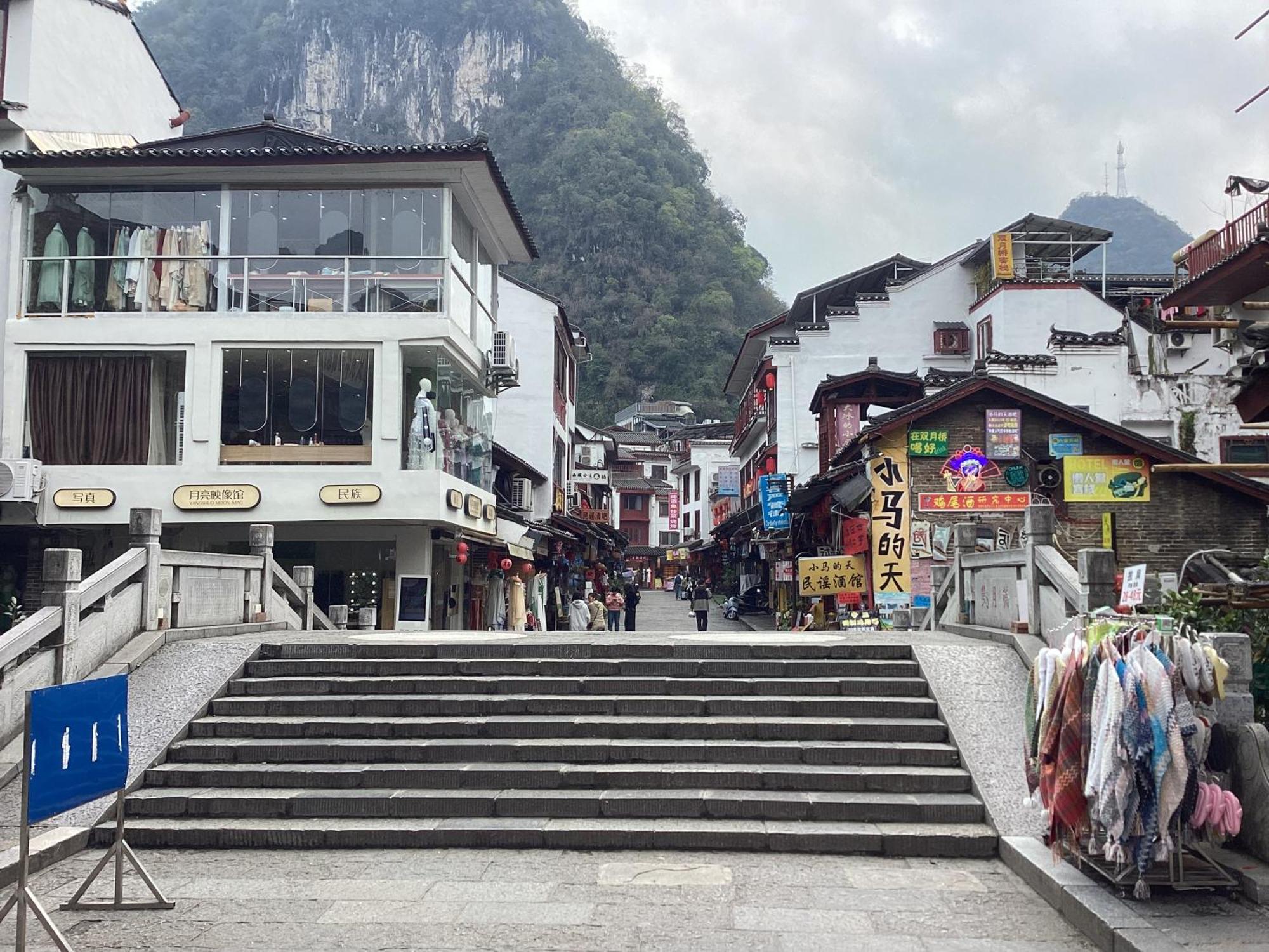 Lazzy Inn Yangshuo Exterior foto